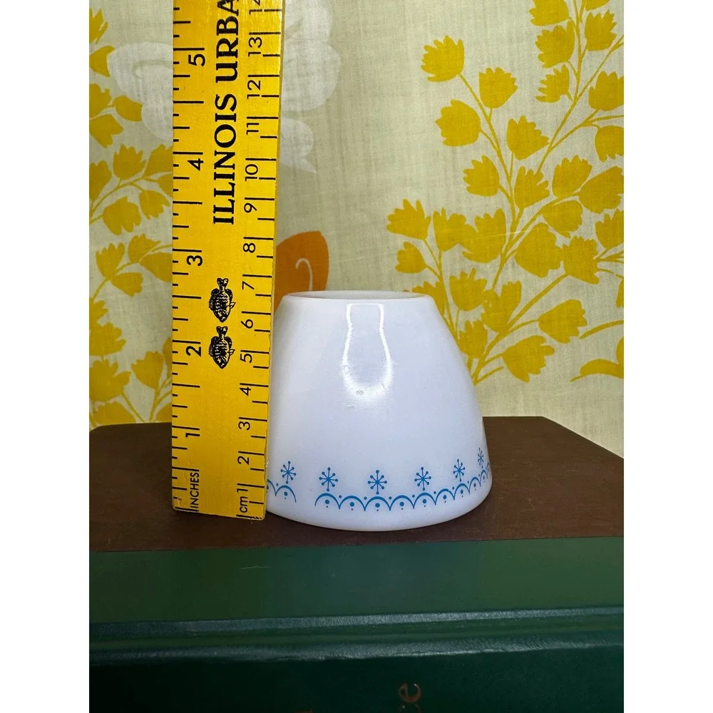 Vintage Corning Blue Snowflake Garland Milk Glass Bowl White Small Custard Cup